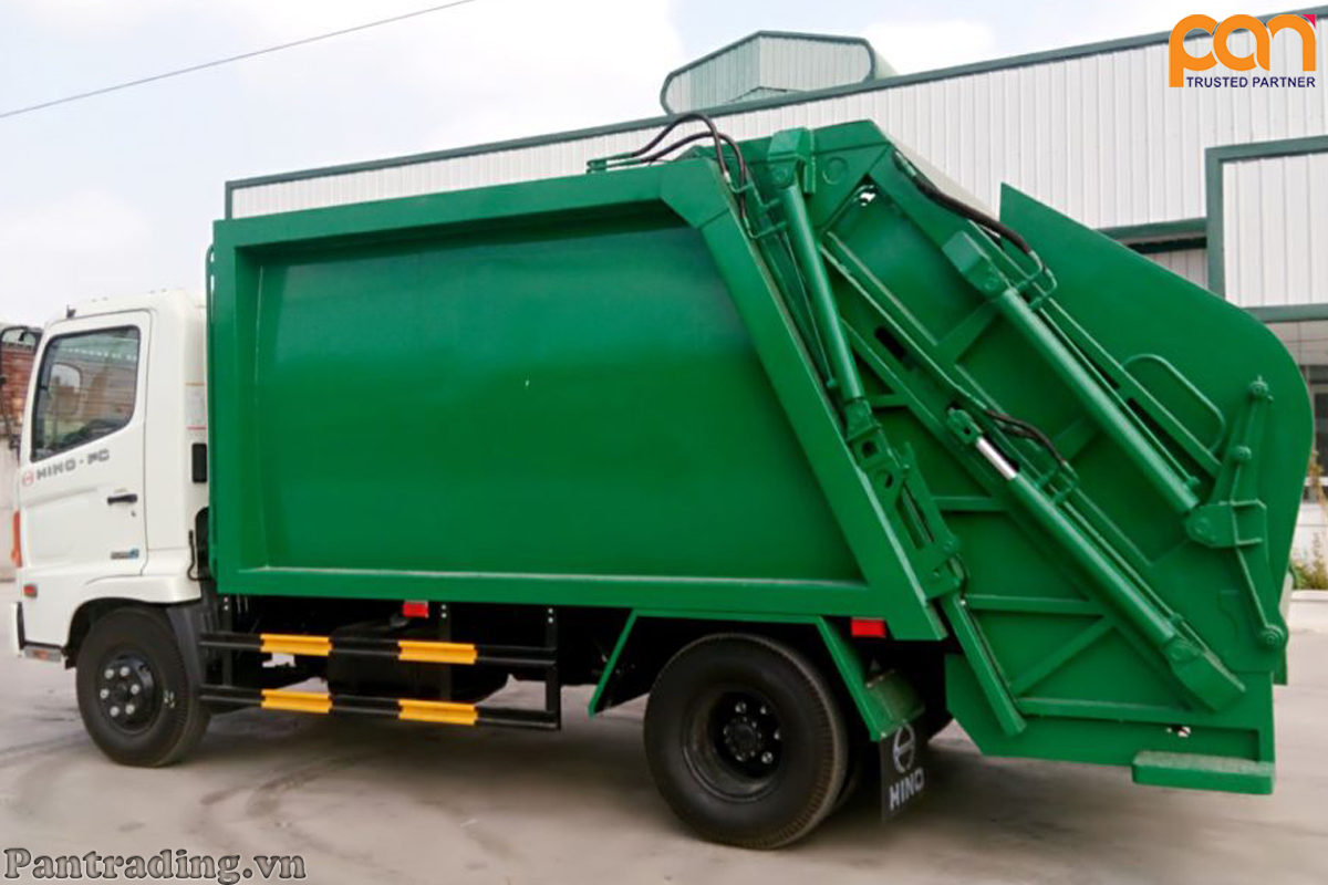 Những loại xe chuyên dụng làm công tác vệ sinh đường phố khi giãn cách do dịch Covid