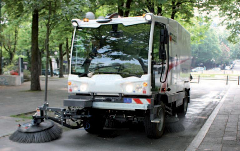 Những lỗi nghiêm trọng khi sử dụng xe quét đường đô thị Dulevo cần tránh