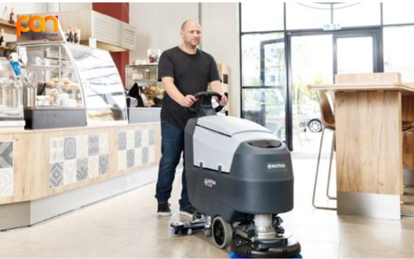 Máy chà sàn công nghiệp cho biệt thự – giải pháp hiệu quả cho không gian sang trọng