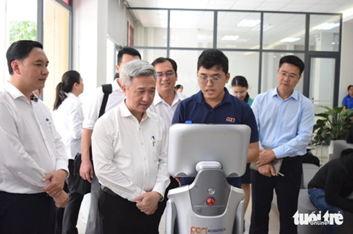 [Video] Giải pháp Robot hành chính phục vụ của Pan Robotics nổi bật trên các kênh truyền thông