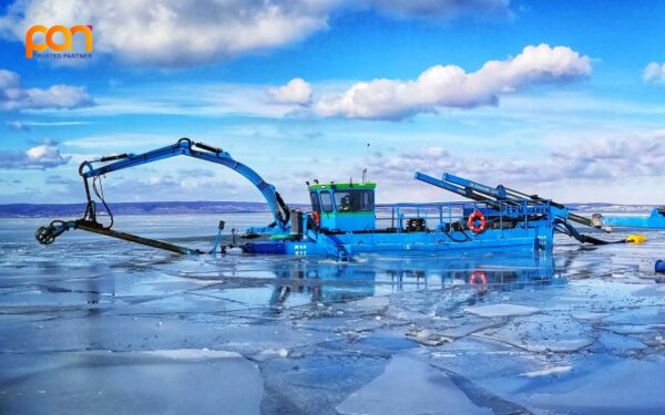 Tàu dọn rác ở sông ngòi, kênh rạch Berky 6780 Dredge-Prince